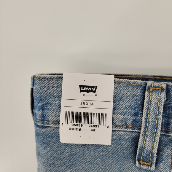 Levis 501 Original Mens Jeans 38x34 Light Wash Blue Denim Stretch 00501-3668 - Picture 2 of 8